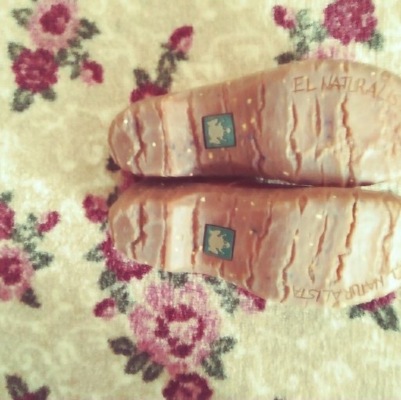 EL NATURA LISTA Shoes - Brand New Rust EL NATURA LISTA Shoes EL NATURA LISTA Shoes - Brand New Rust EL NATURA LISTA Shoes